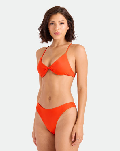 Women's Simply Seamless Twist Bralette