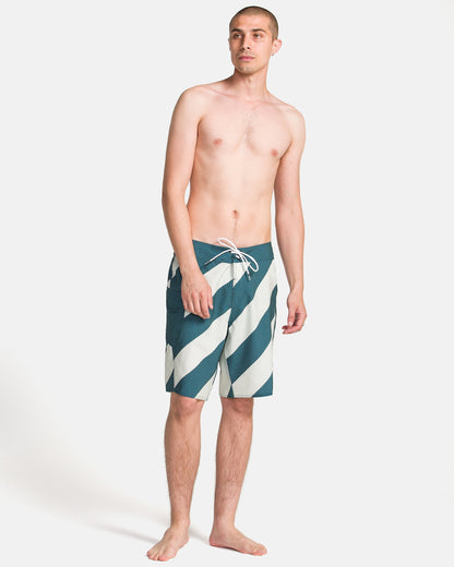 Men's Manic Boardshort 20"