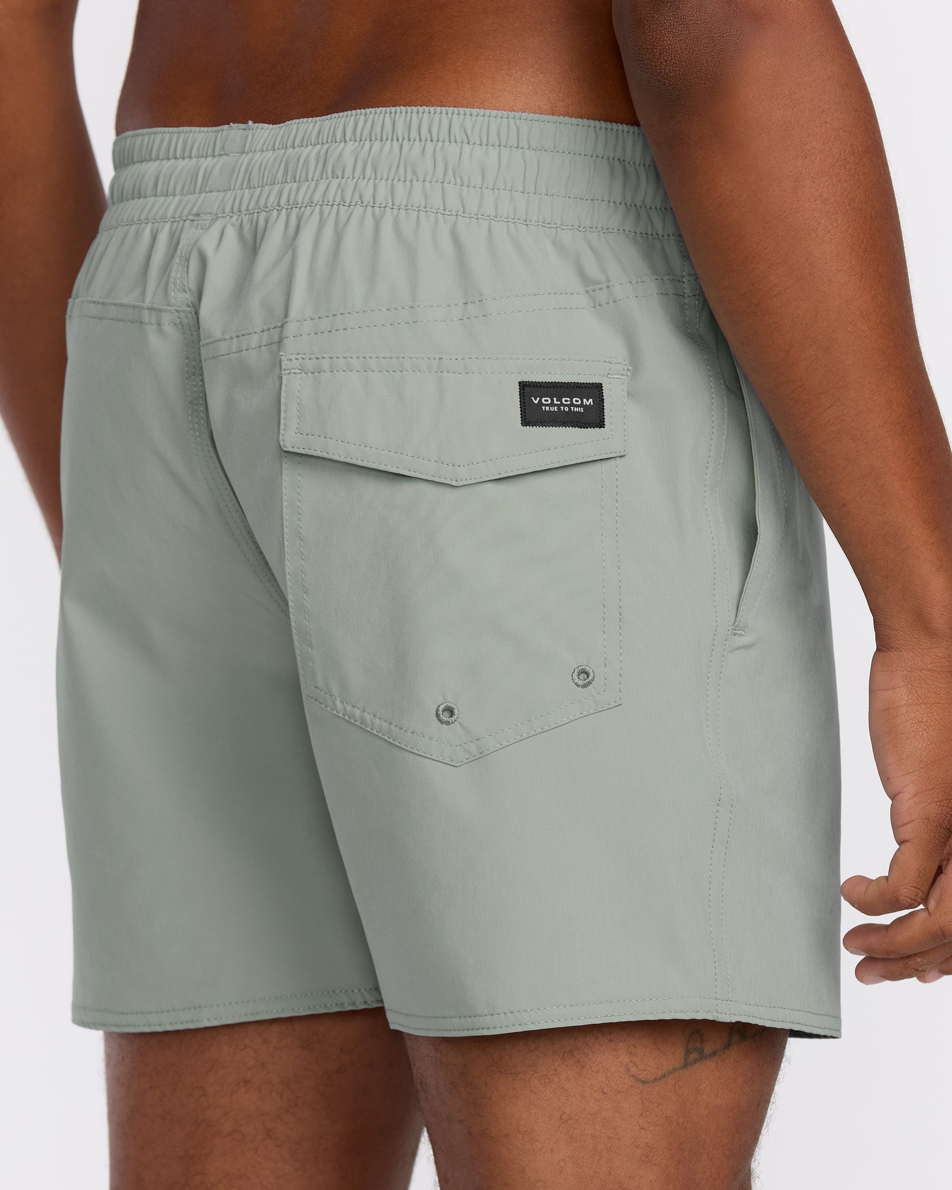 Men's Lido Solid 16" Trunk