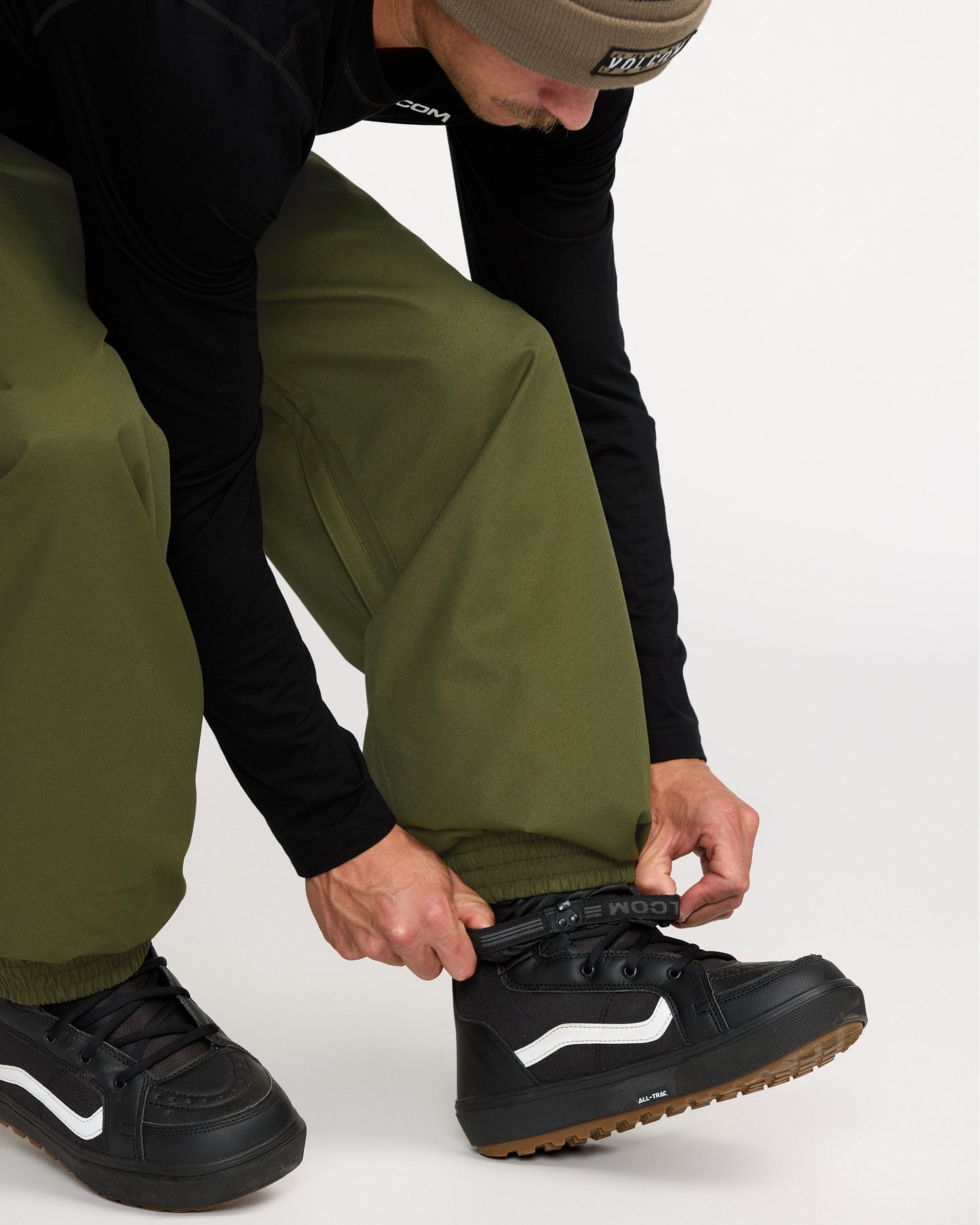 Volcom Men's Arthur 20K Pants